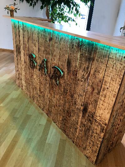 Bar Paletten Natur inkl. Beleuchtung – Event Elfe